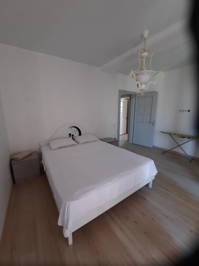 Diplomat - 2 Apartment บิชเคก ภายนอก รูปภาพ